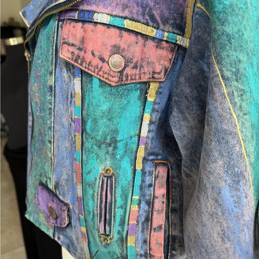 Vintage 1980s Hand Painted Denim Purple & Teal Women's Crop Jean Jacket - Picture 5 of 17